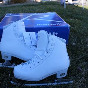 Riedel White Ice Skates